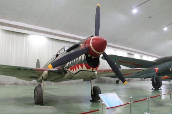 P-40战机