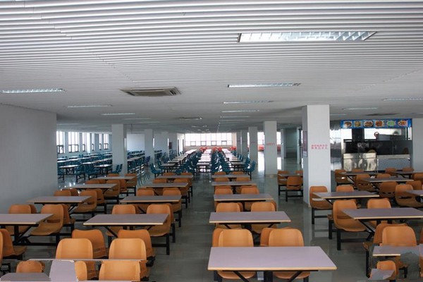 学生食堂