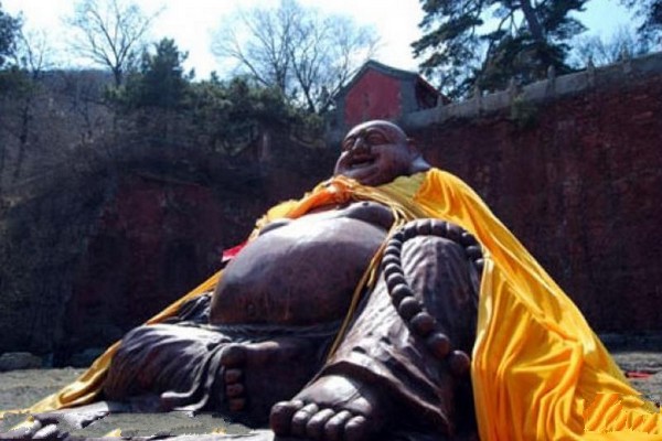 千年香樟木雕弥勒佛