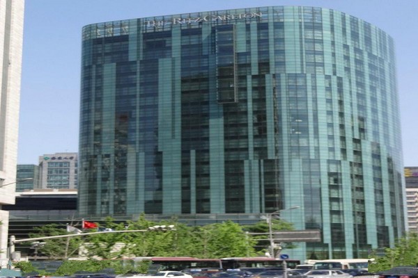 丽思卡尔顿酒店