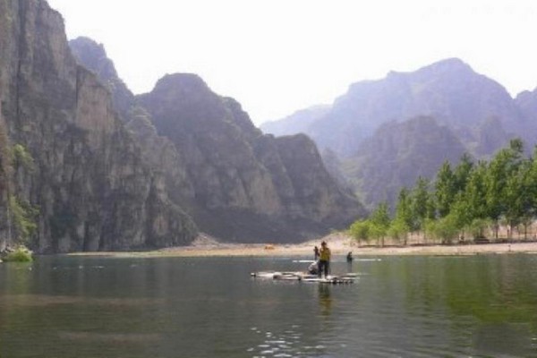 清江九龙潭风景区