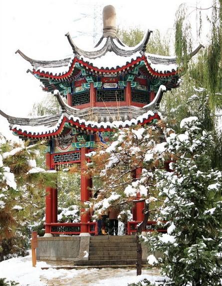 北京•兴隆公园•八角重檐亭