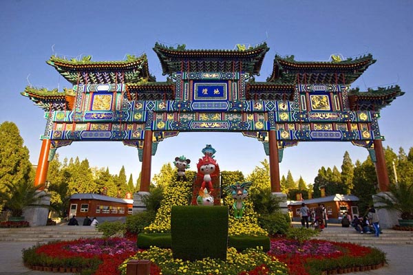 北京•地坛公园•牌楼