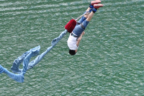 北京•青龙峡•蹦极