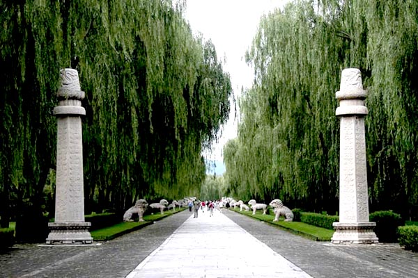 北京•明十三陵•总神道